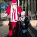 Dal 2017 il nonno si fa trovare puntualissimo all'orario di entrata e di uscita della scuola, per animare e regalare sorrisi ai piccoli studenti della Rodari con travestimenti (come quello di Babbo Natale), regali, balletti, canzoncine e parole di conforto per i piccoli 